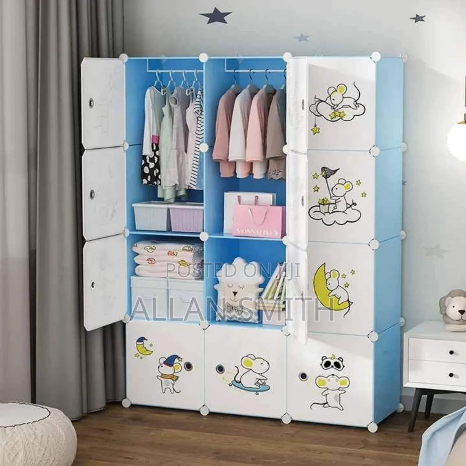 Designed 3 Colum Plastic Wardrobes