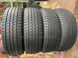 215/70r15 Dunlop Foreign Used in Good Condition