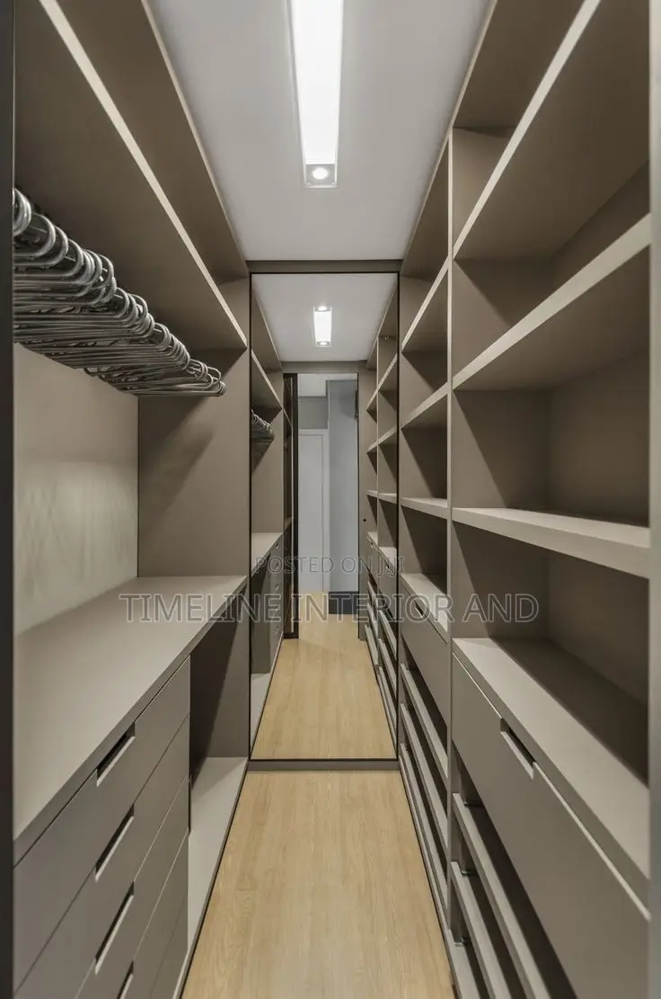 Luxe Display Wooden Shelves for Boutiques