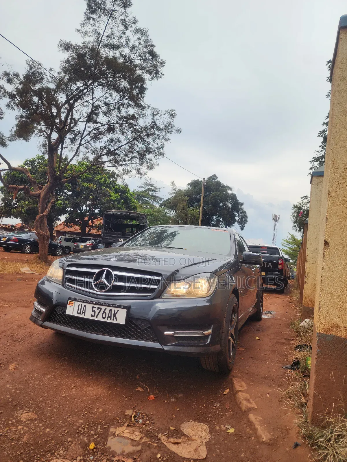Mercedes-Benz C200 2013 Gray