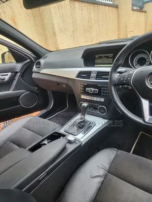 Mercedes-Benz C200 2013 Gray