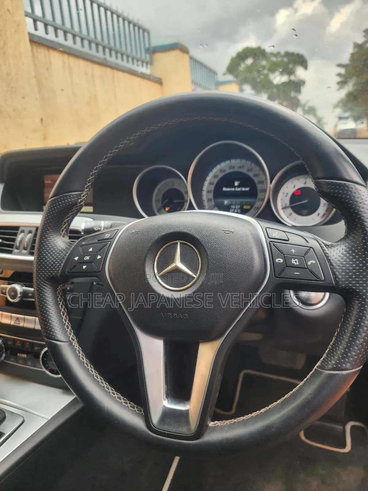 Mercedes-Benz C200 2013 Gray