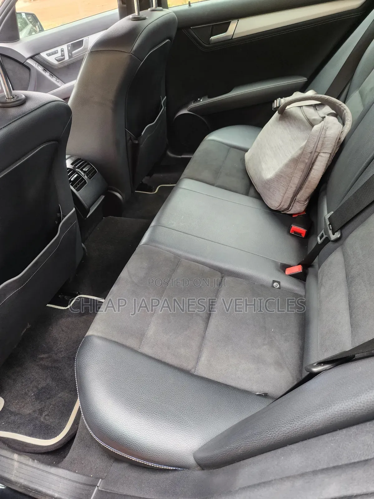 Mercedes-Benz C200 2013 Gray
