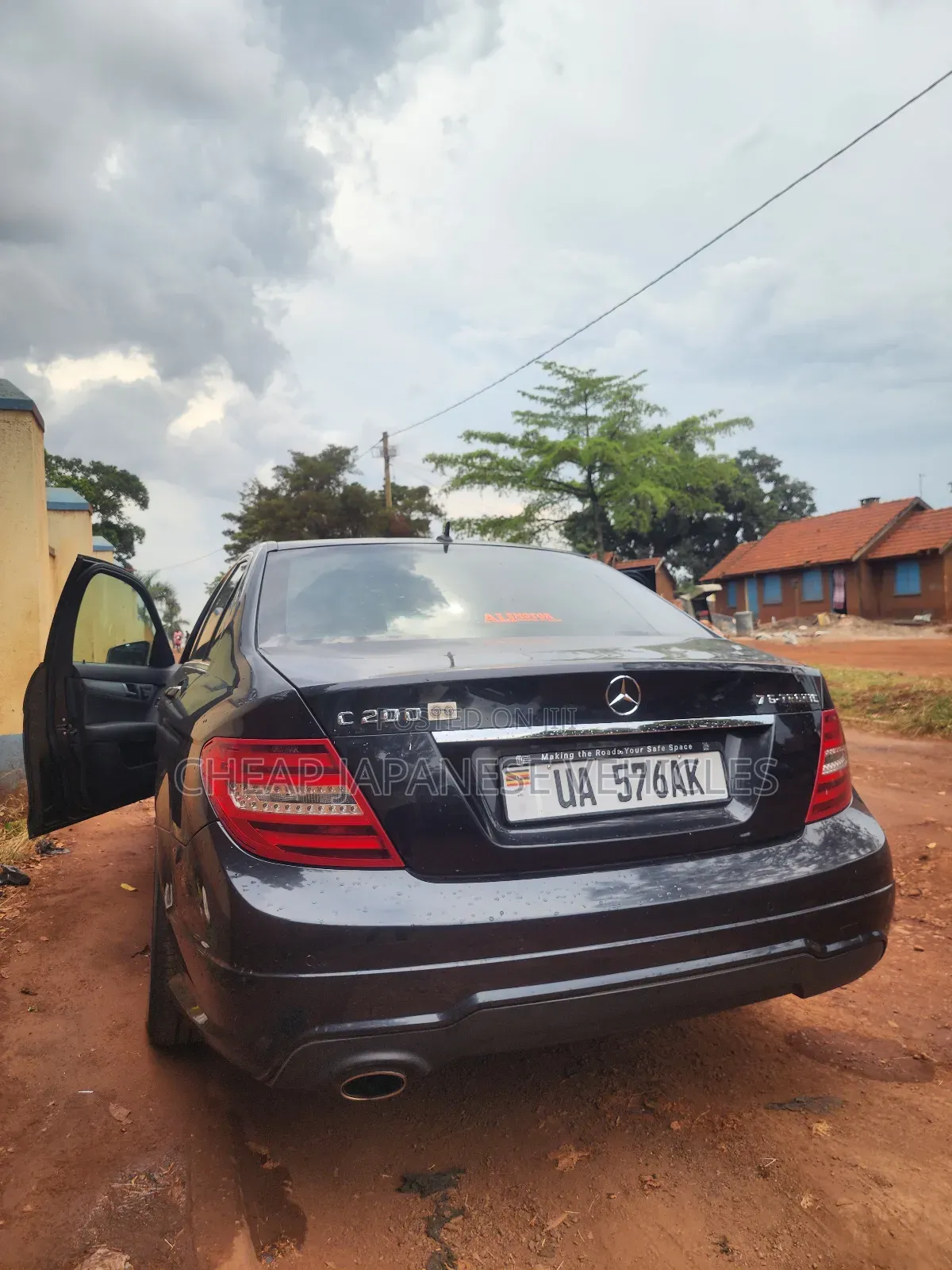 Mercedes-Benz C200 2013 Gray