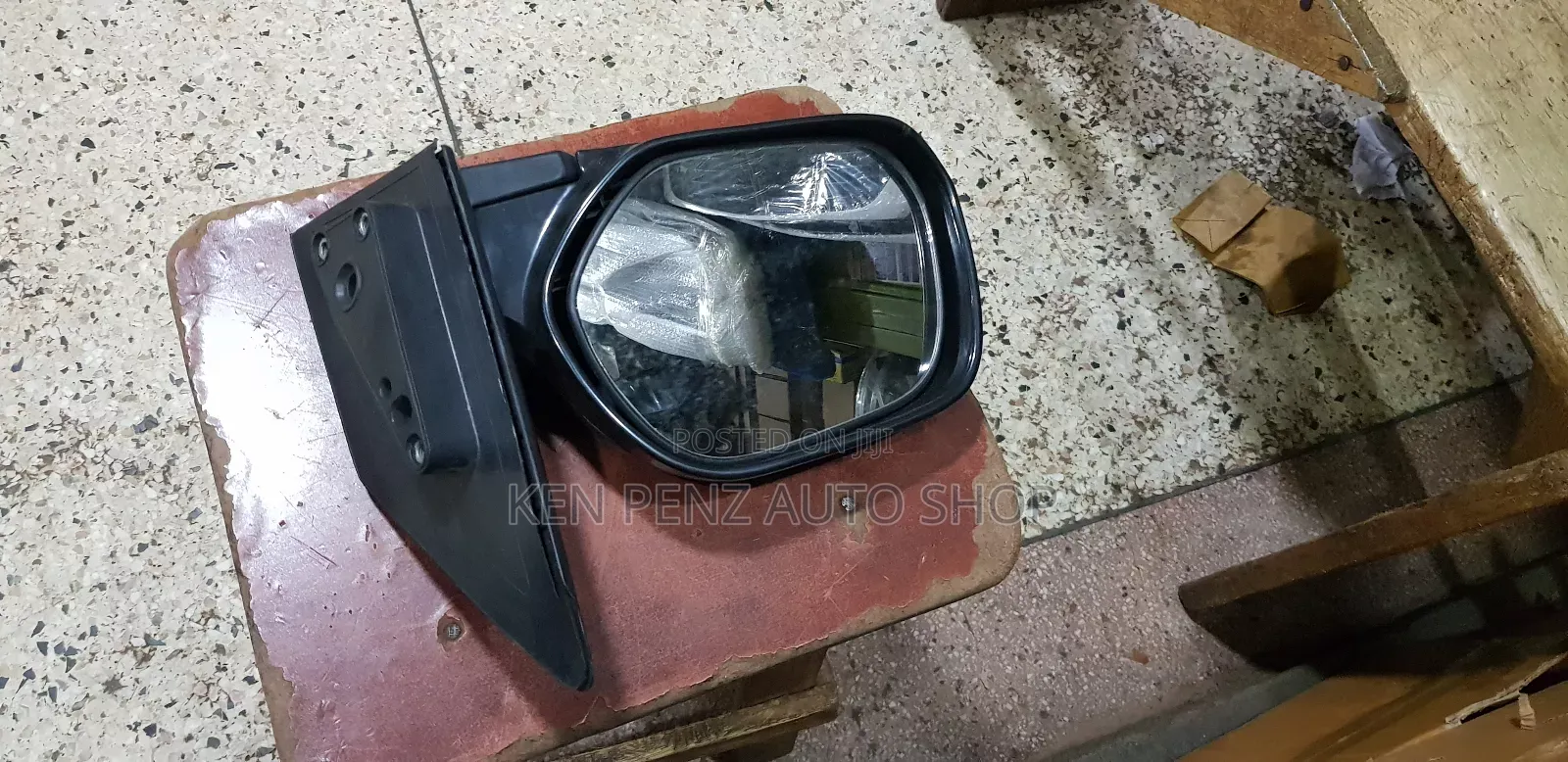 Toyota Ipsum Brand New Sidemirrors