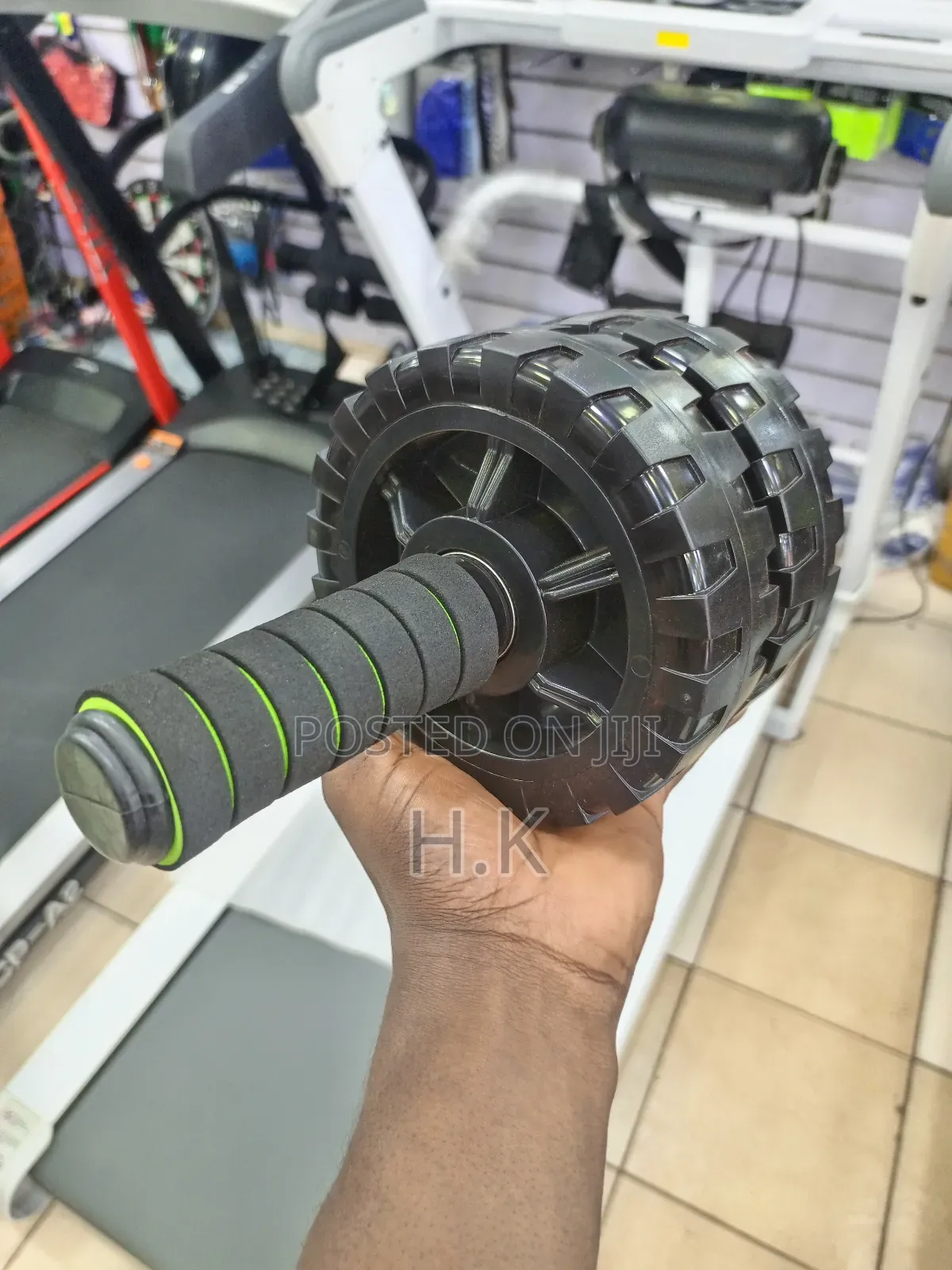 AB Wheel Roller