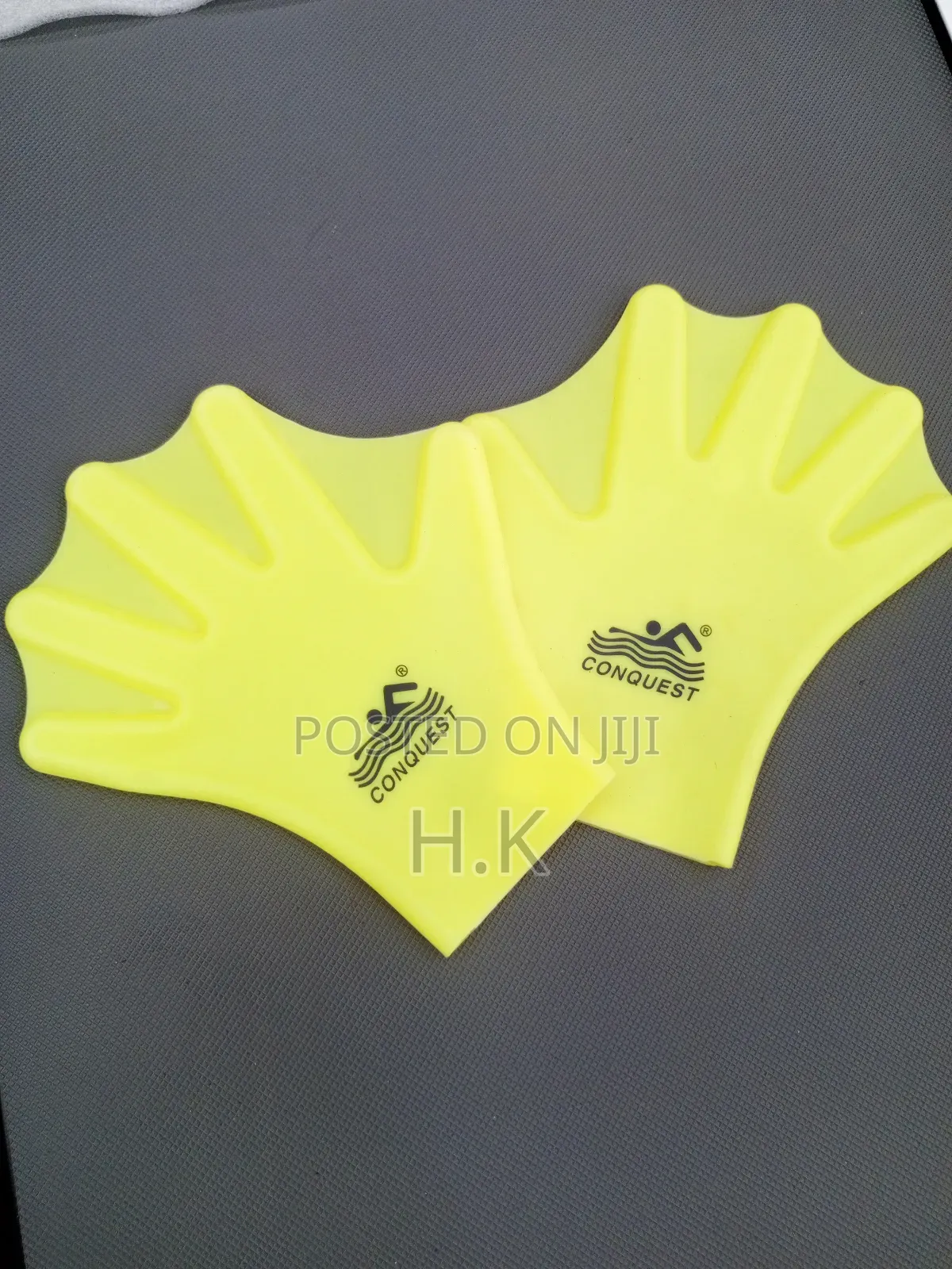 Webbed Swimming Gloves