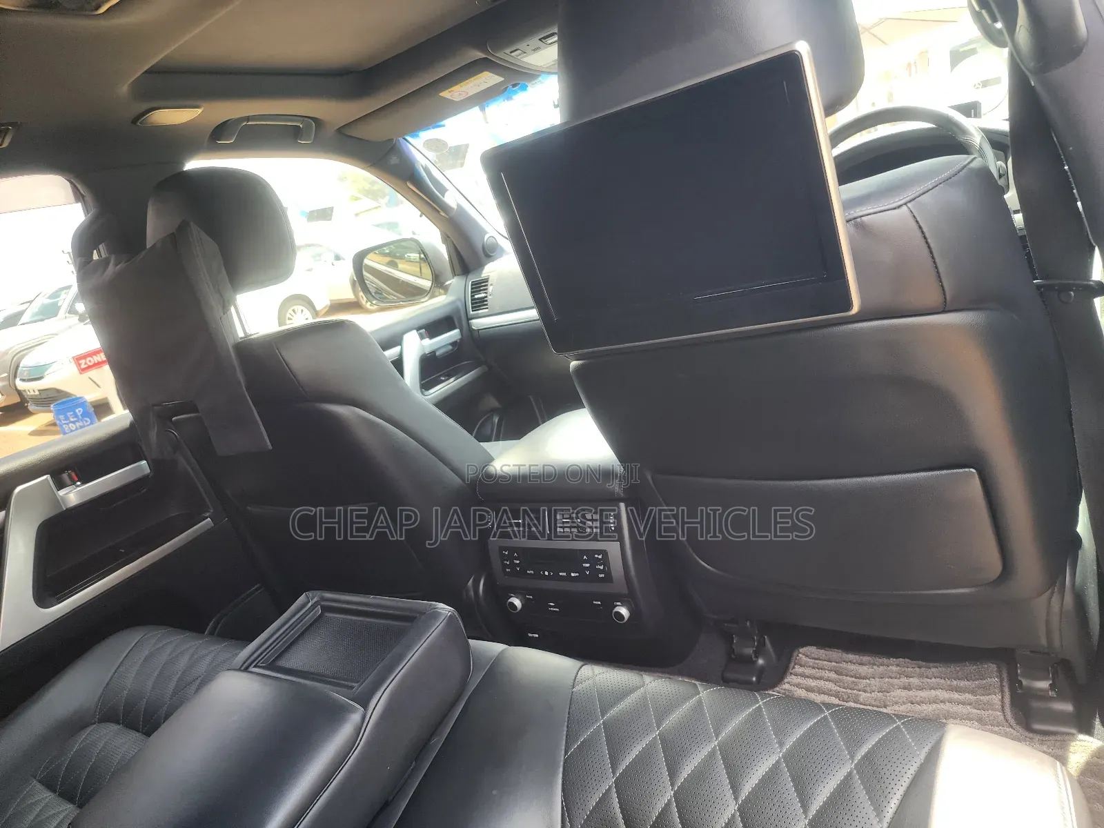 Toyota Land Cruiser 4.6 V8 ZX 2017 Black
