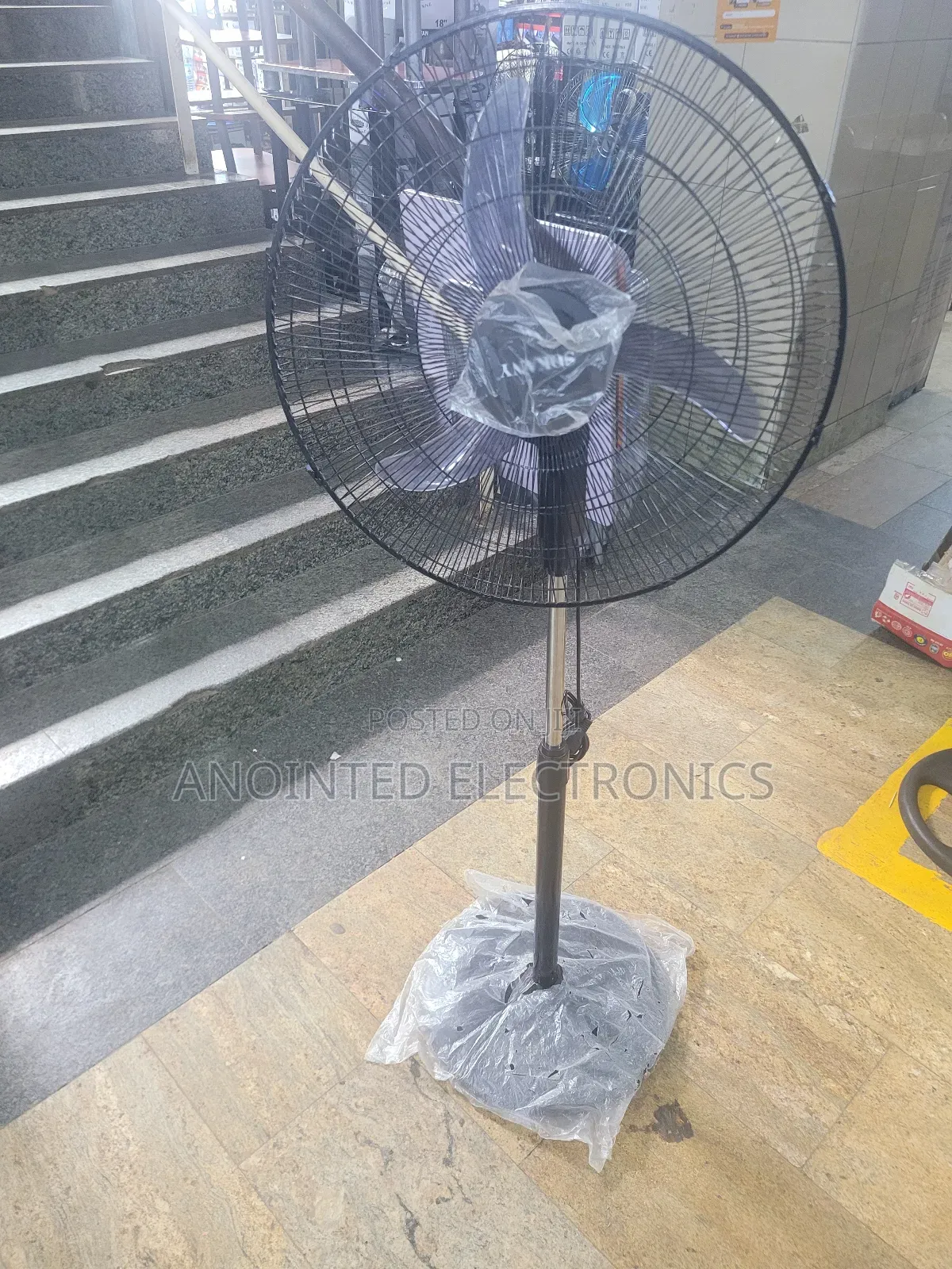 Standing Fan 20"