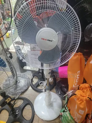 Mewe Standing Fan