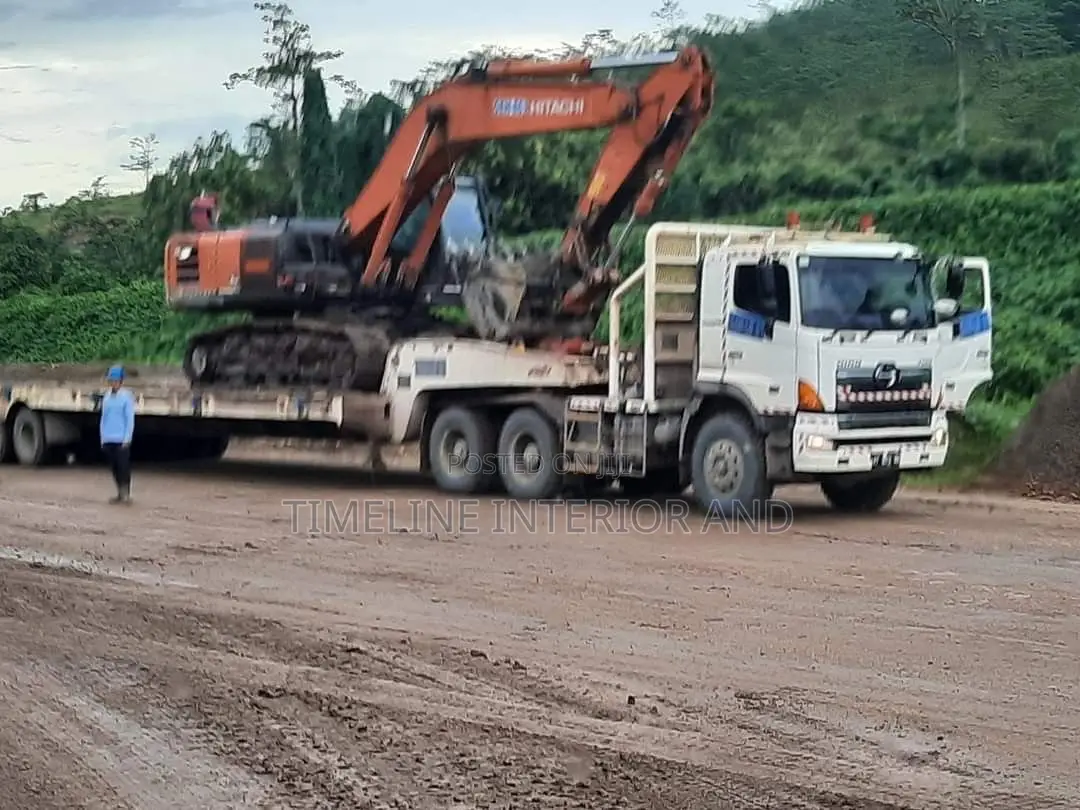 Precision Excavation Grader Carrier