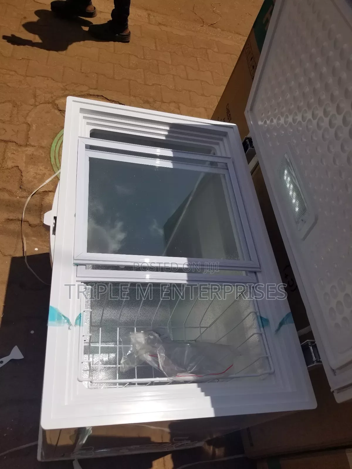 ADH Deep Freezer 200lit
