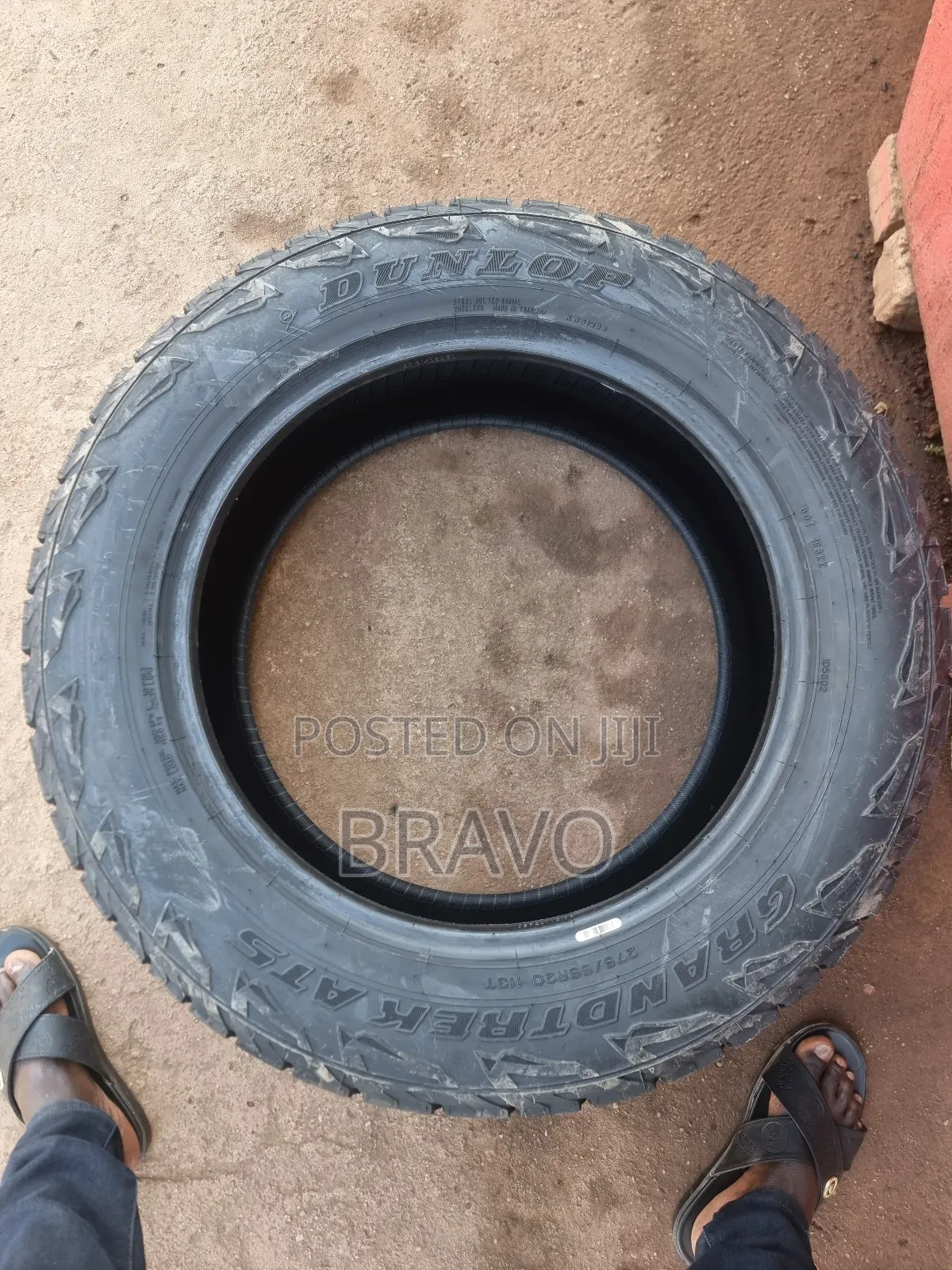 275/55r20 Dunlop Tires .