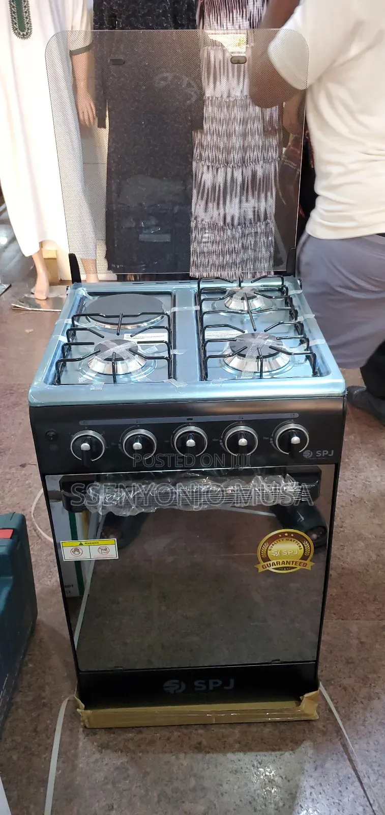 SPJ Cooker 50×50 - 3+1 Stove With Oven - 3 Gas Burners, 1000w Hotplate