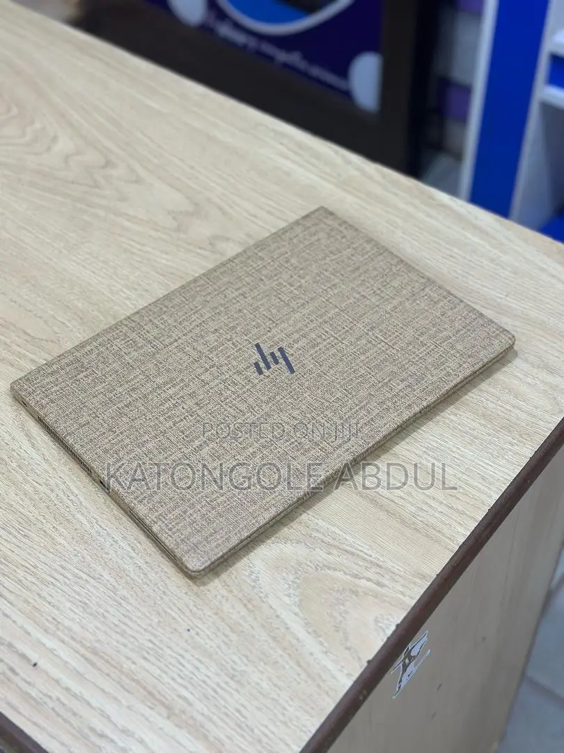 New Laptop HP ZBook 14 8GB Intel Core I7 SSD 256GB