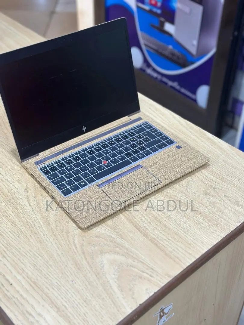 New Laptop HP ZBook 14 8GB Intel Core I7 SSD 256GB