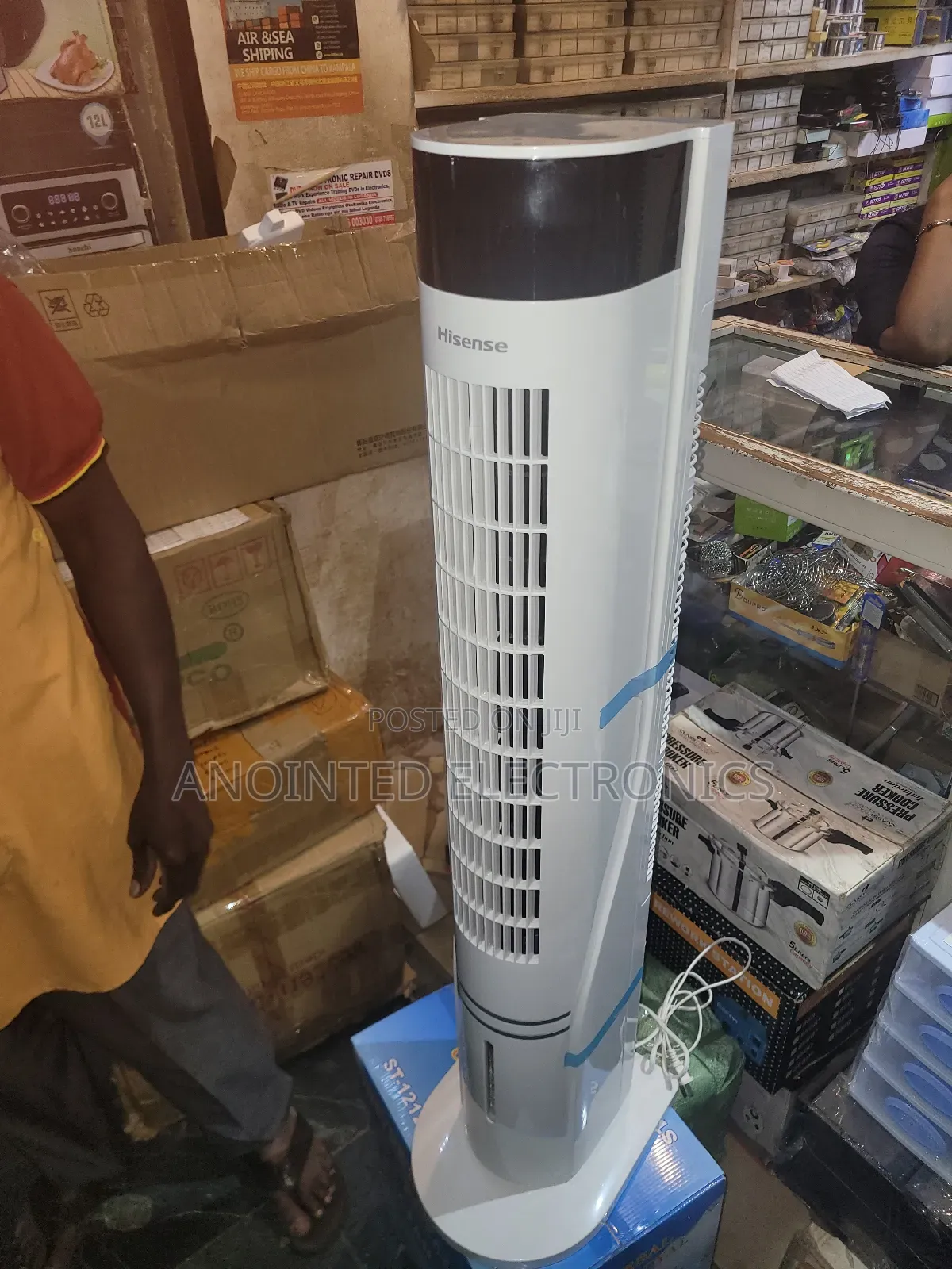 Hisense Tower Cooling With a Remote