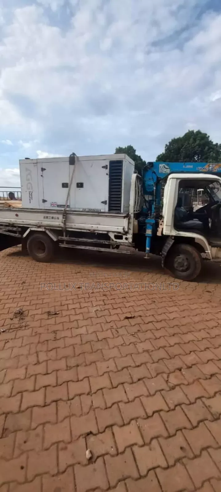 2.5 Crane Truck Self Loader for Hire