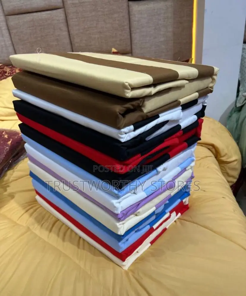 4pc Duvet Cover Set - 2 Pillowcases, 1 Bedsheet and 1 Duvet