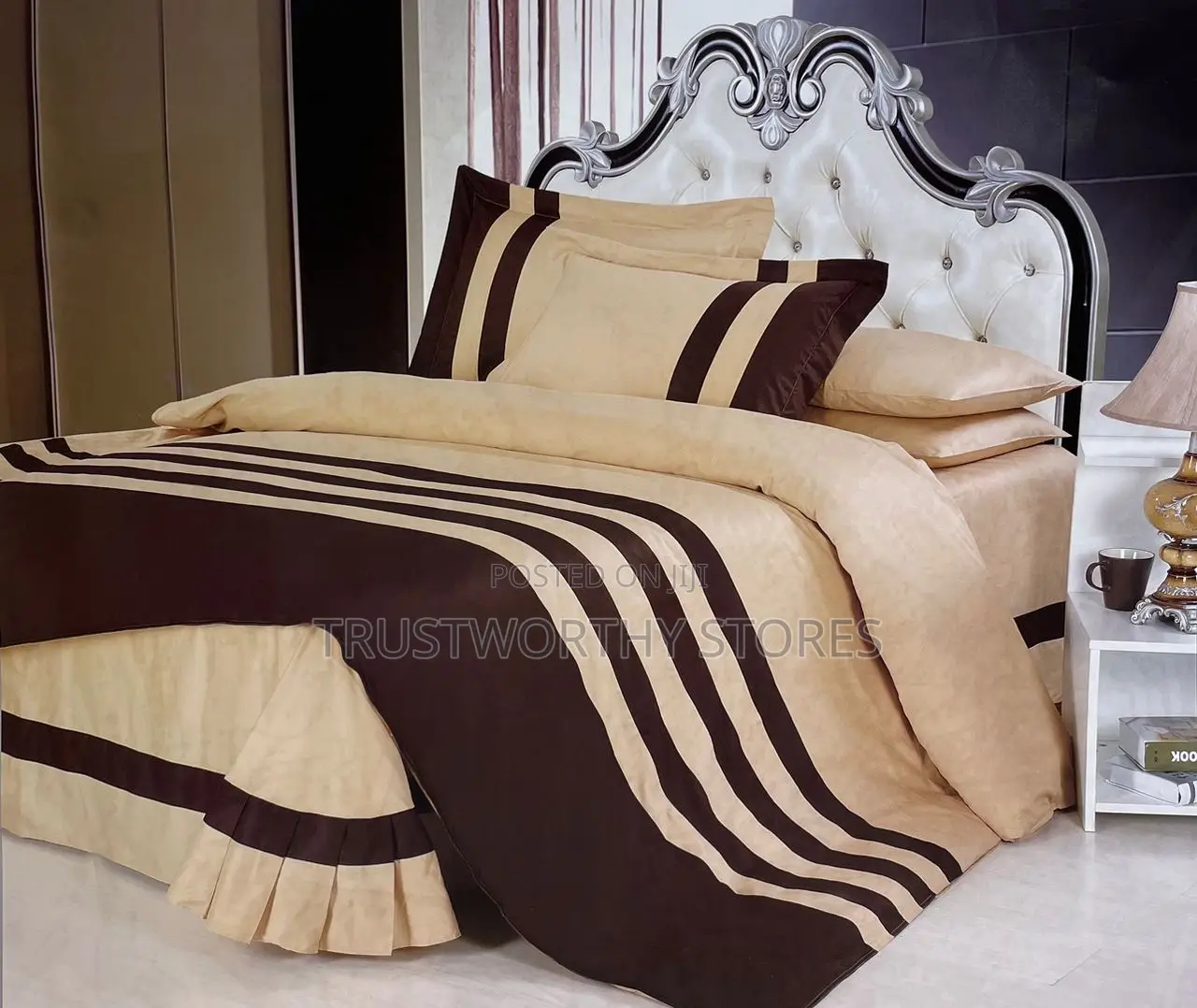 4pc Duvet Cover Set - 2 Pillowcases, 1 Bedsheet and 1 Duvet