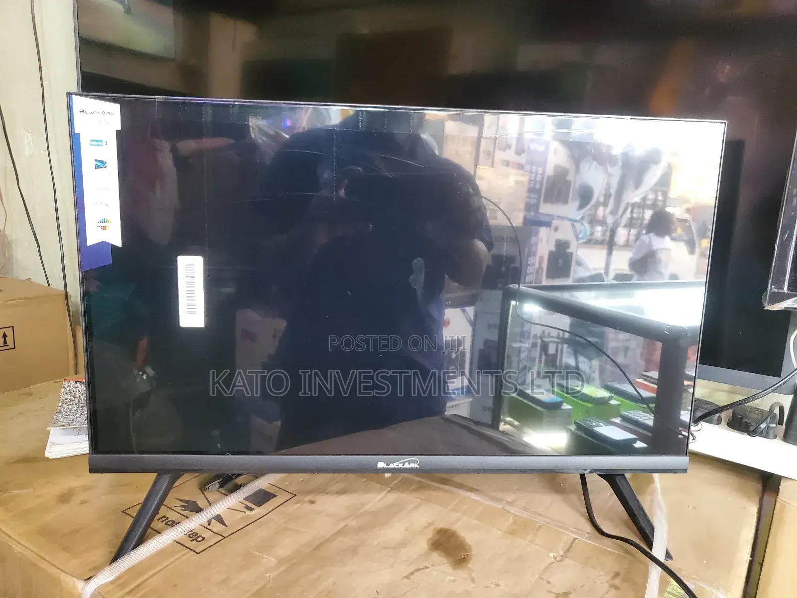 Blackark 24 Inch Frameless TV (Digital)