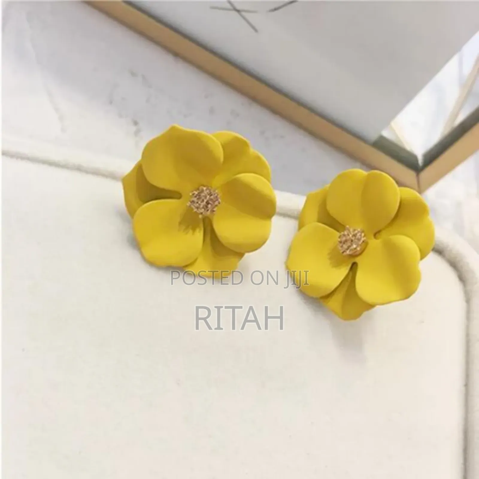 Simple Sweet Flower Ear Rings