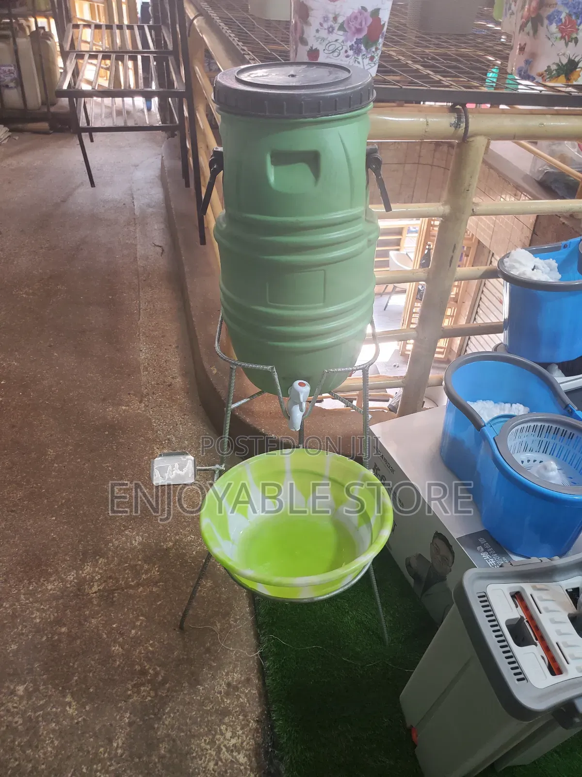 Plastic Water Tap and Stand