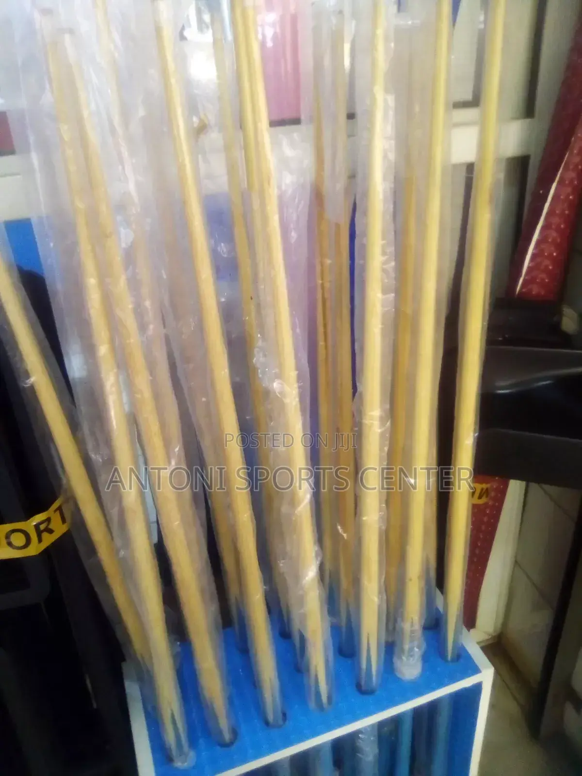 Que Stick for Pool Table