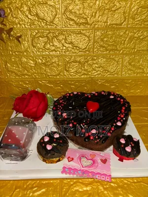Photo - Brownie Cake Hamper