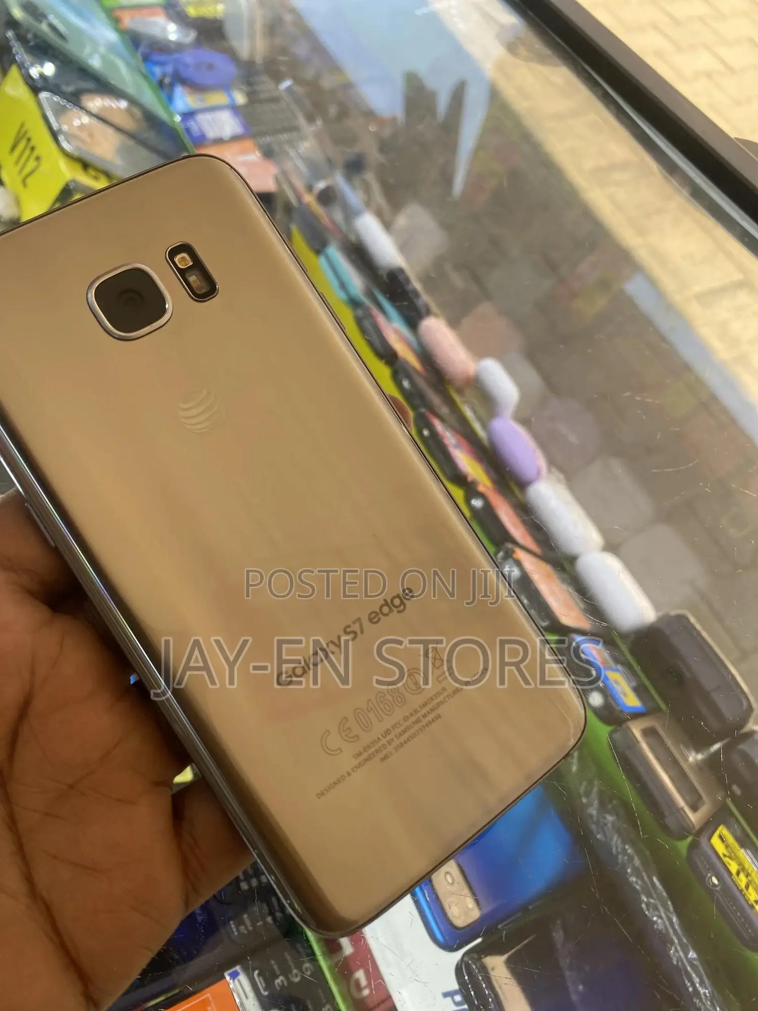 New Samsung Galaxy S7 edge 64 GB Gold