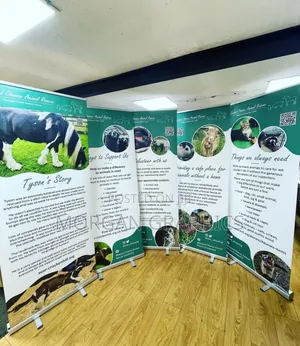 L Stand and Teardrop Banners