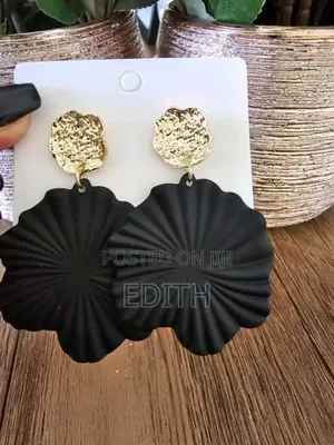Ladies Ear Rings