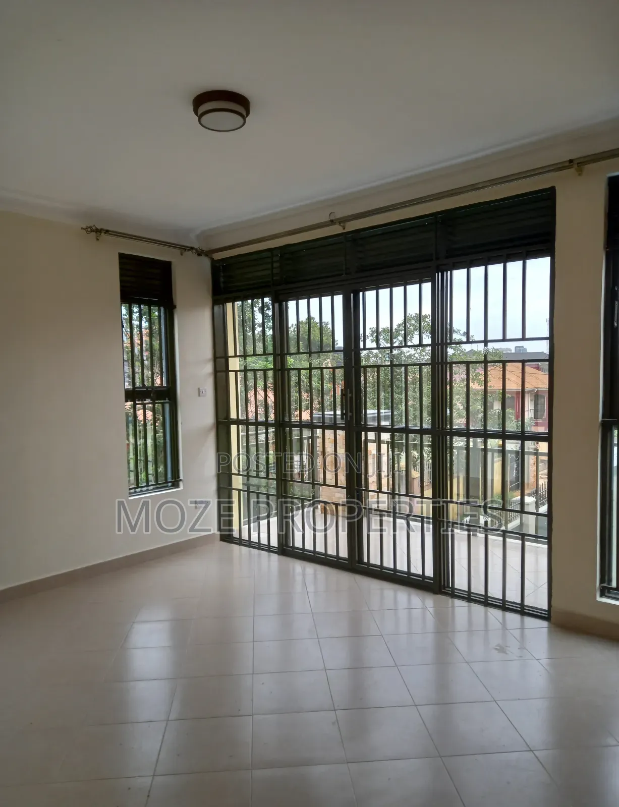 3bdrm Duplex in Kira, Central Division for rent