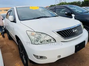 Toyota Harrier 2.4 2012 White