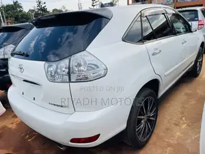Toyota Harrier 2.4 2012 White