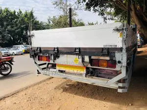Fuso Truck 6d17 Engine