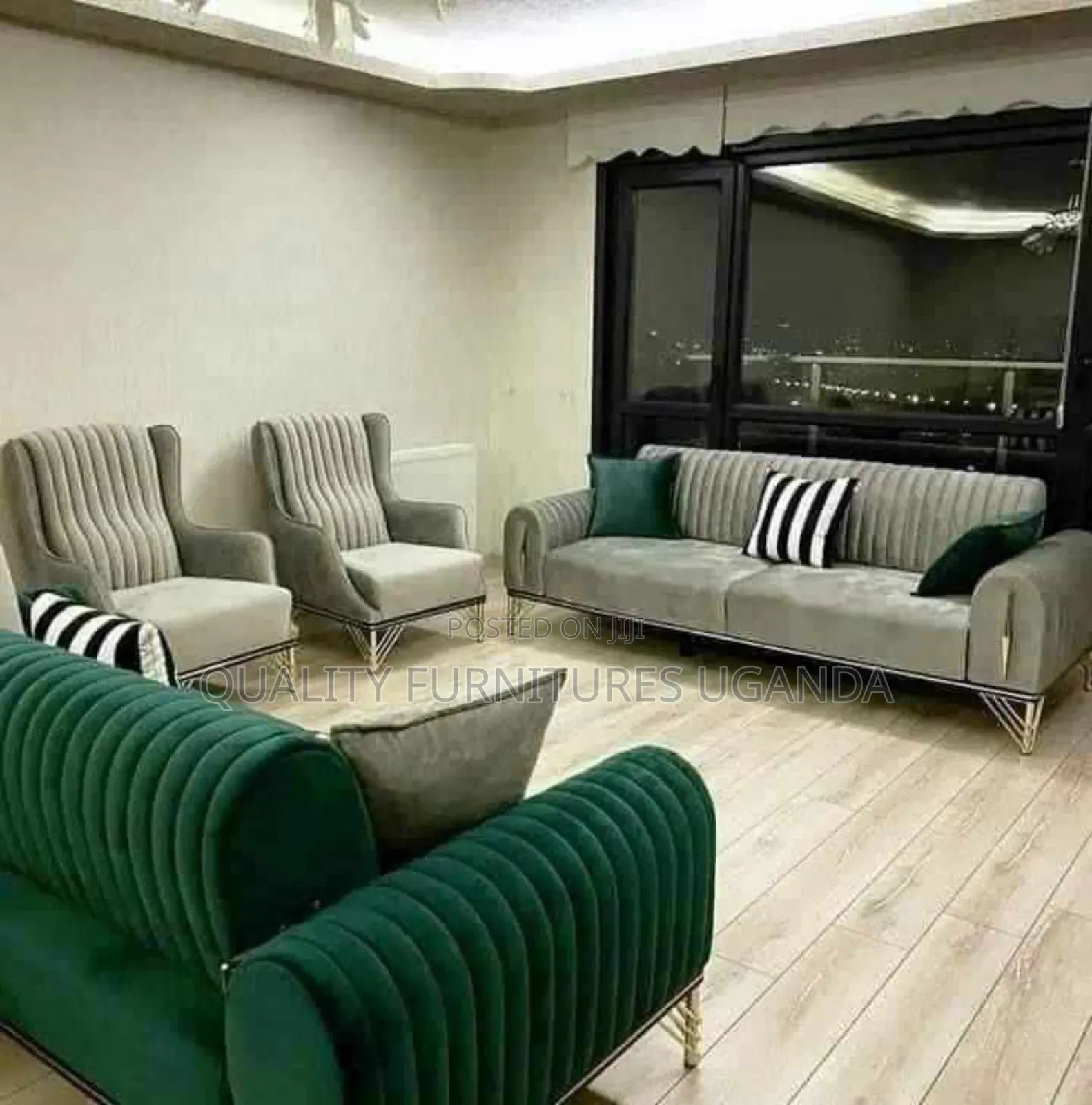 7 Sitter Classic Sofa Set