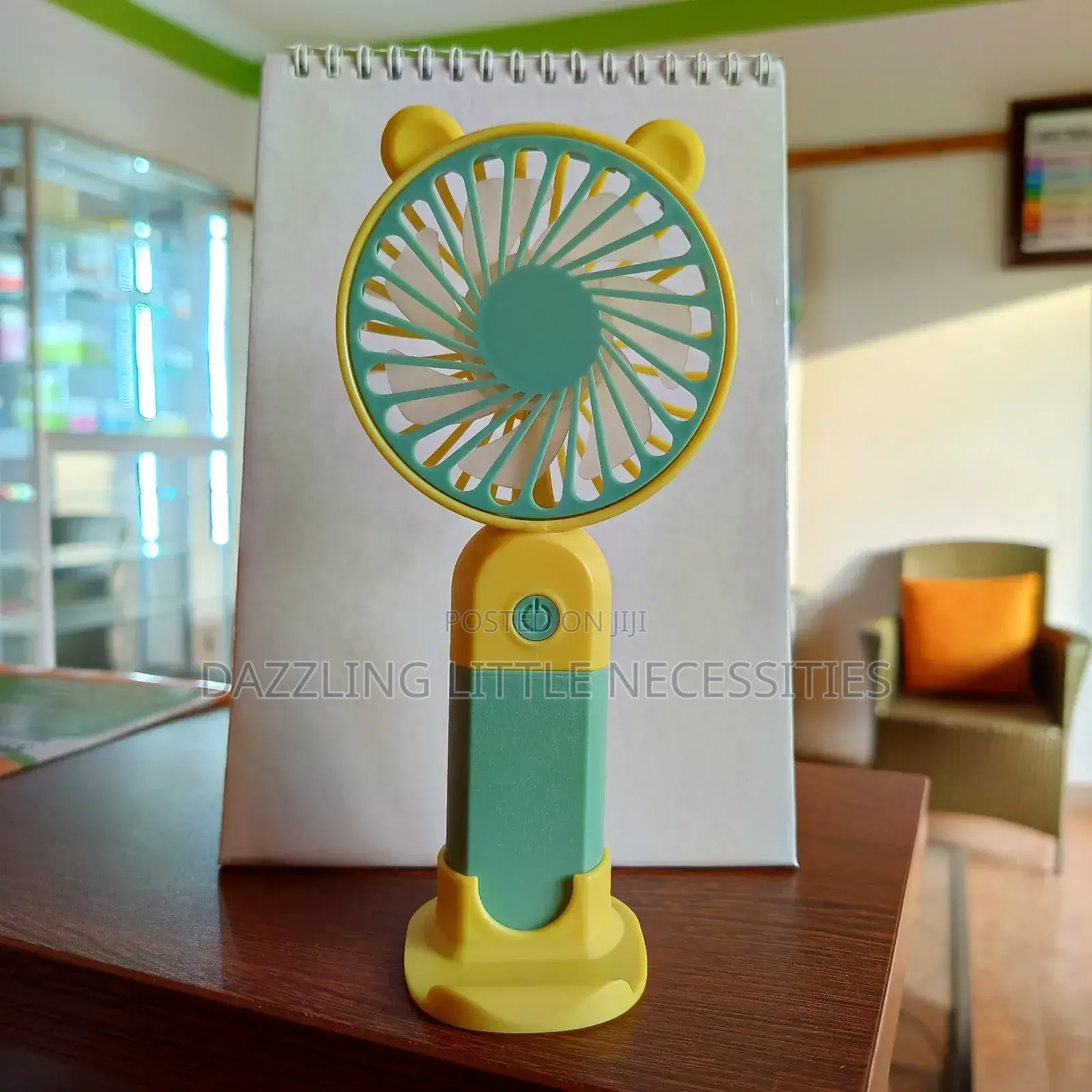 Elthen Mini Rechargeable Fan - Green