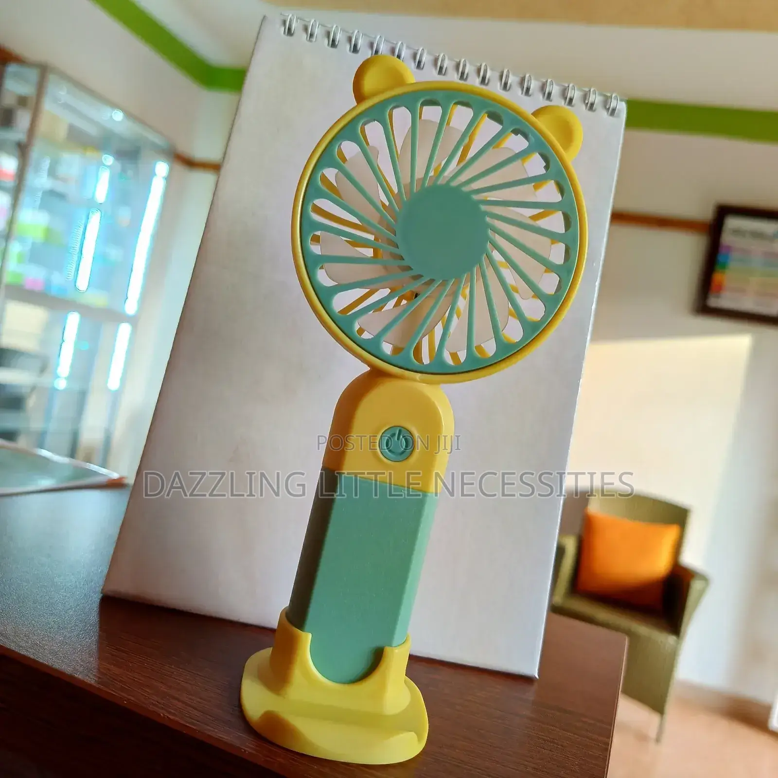 Elthen Mini Rechargeable Fan - Green