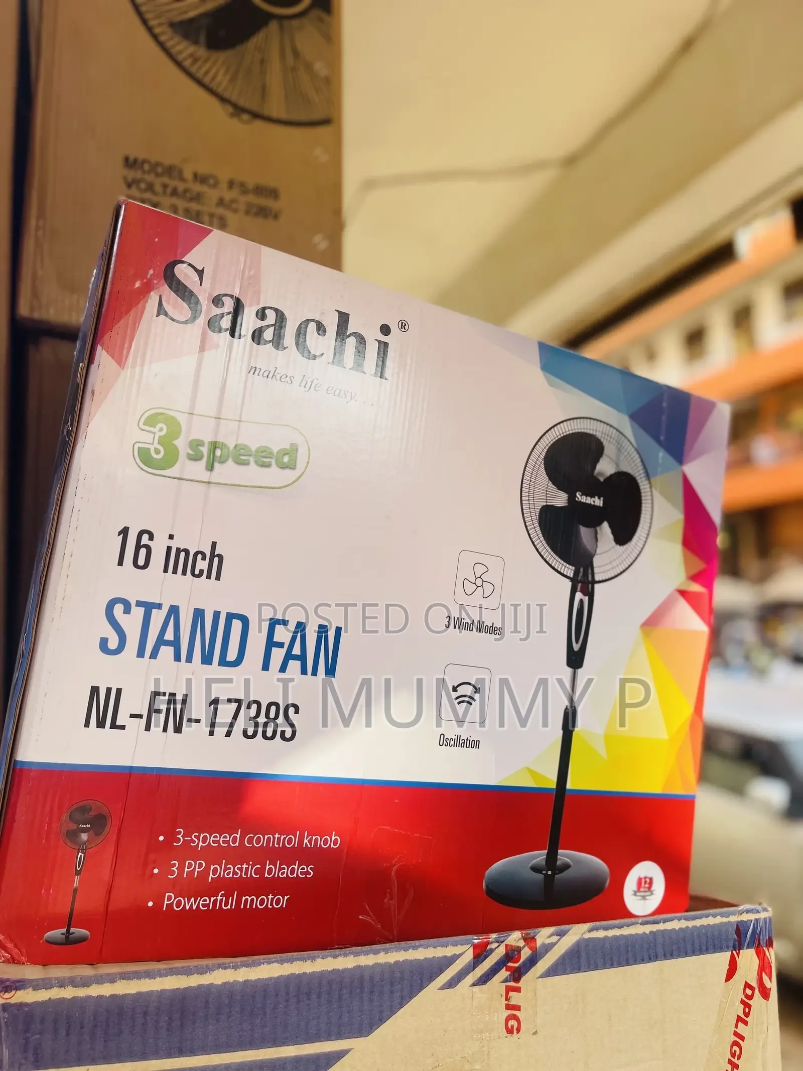 Saachi Stand Funs