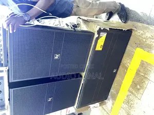 EV Double Bass and 2 Mid Top Speakers