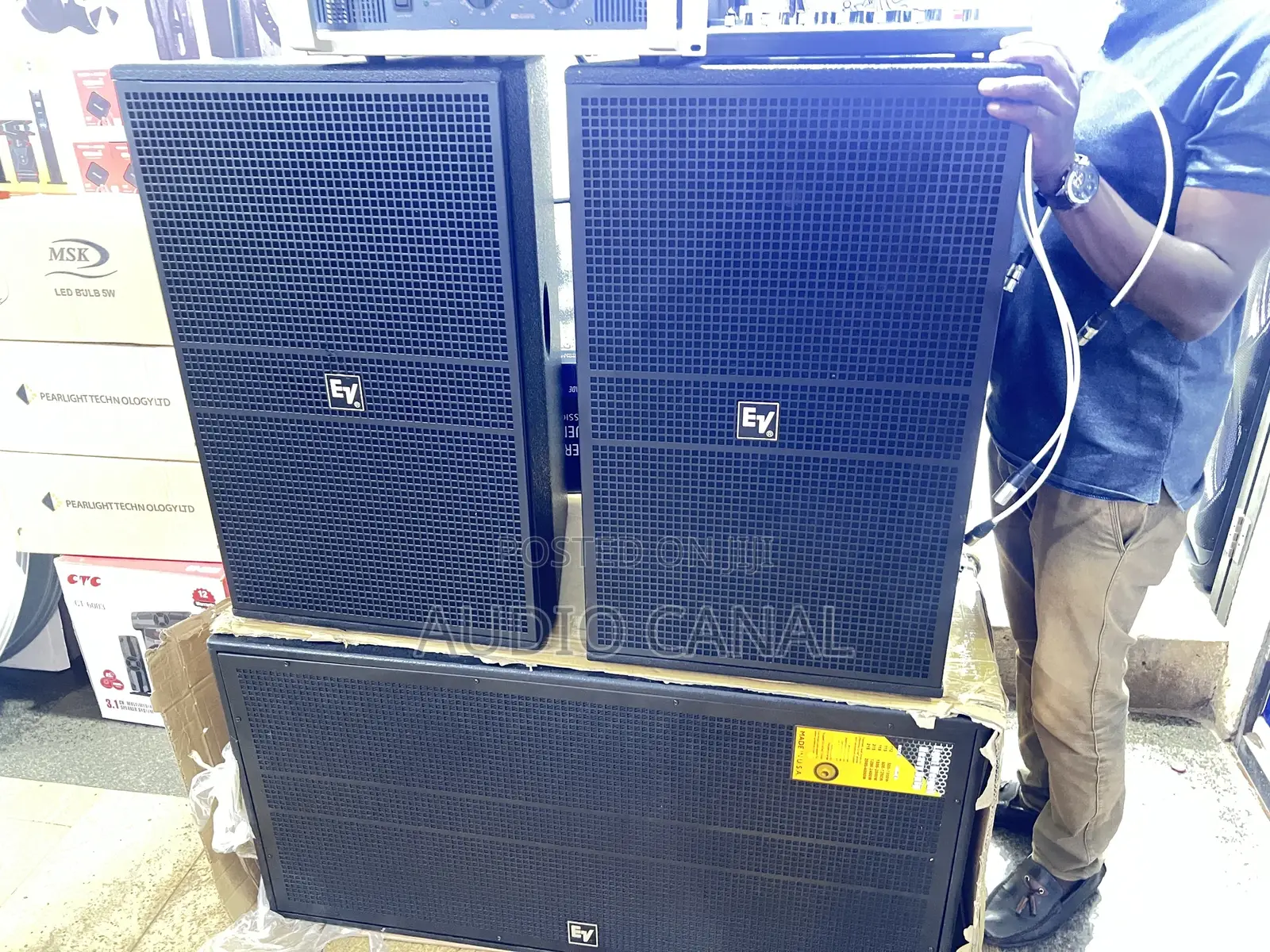 EV Double Bass and 2 Mid Top Speakers