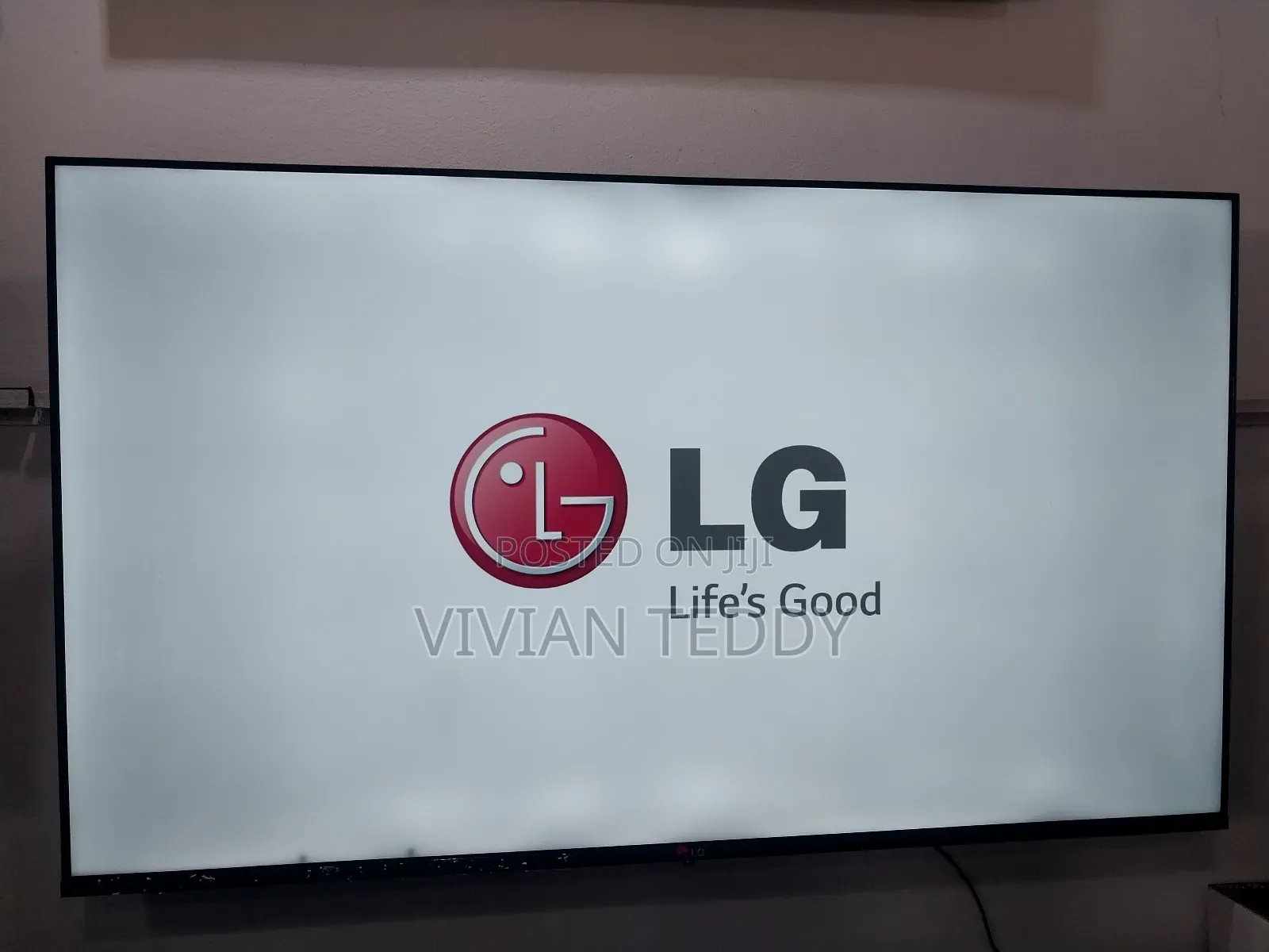60" Lg TV With Netflix