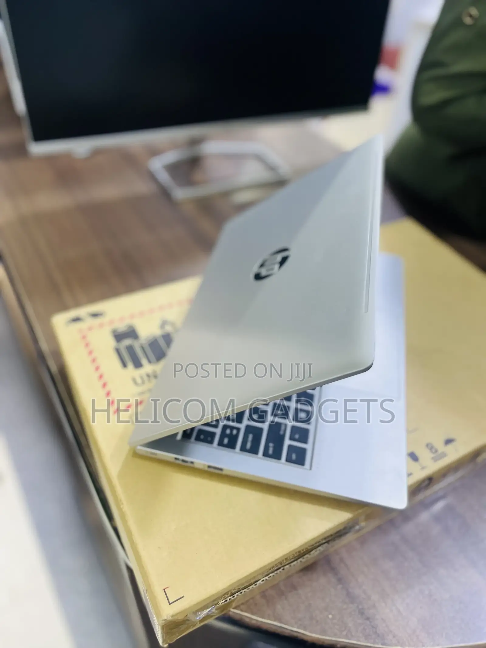 New Laptop HP ProBook 440 G9 16GB Intel Core I5 HDD+SSD 512GB