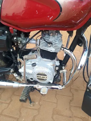 Bajaj Boxer 100 2024 Red