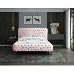 Dai Pink Master Bed