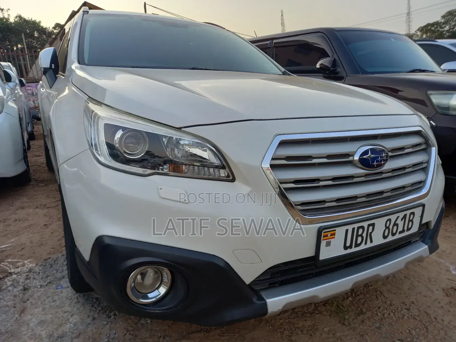 Subaru Outback 2.5i Premium AWD 2017 White