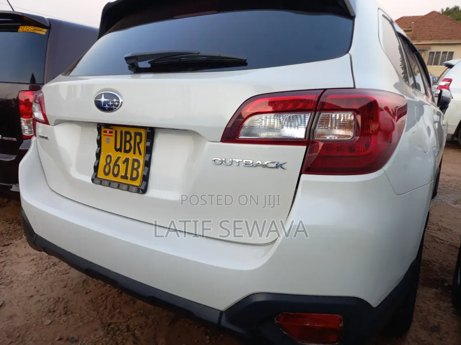Subaru Outback 2.5i Premium AWD 2017 White