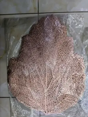 Leaf Shaped Table Place Mat
