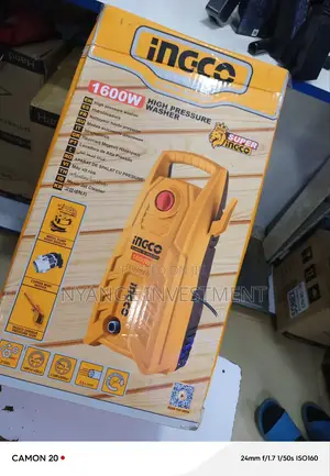 High Pressure Car Washer. Water Pressure Pump